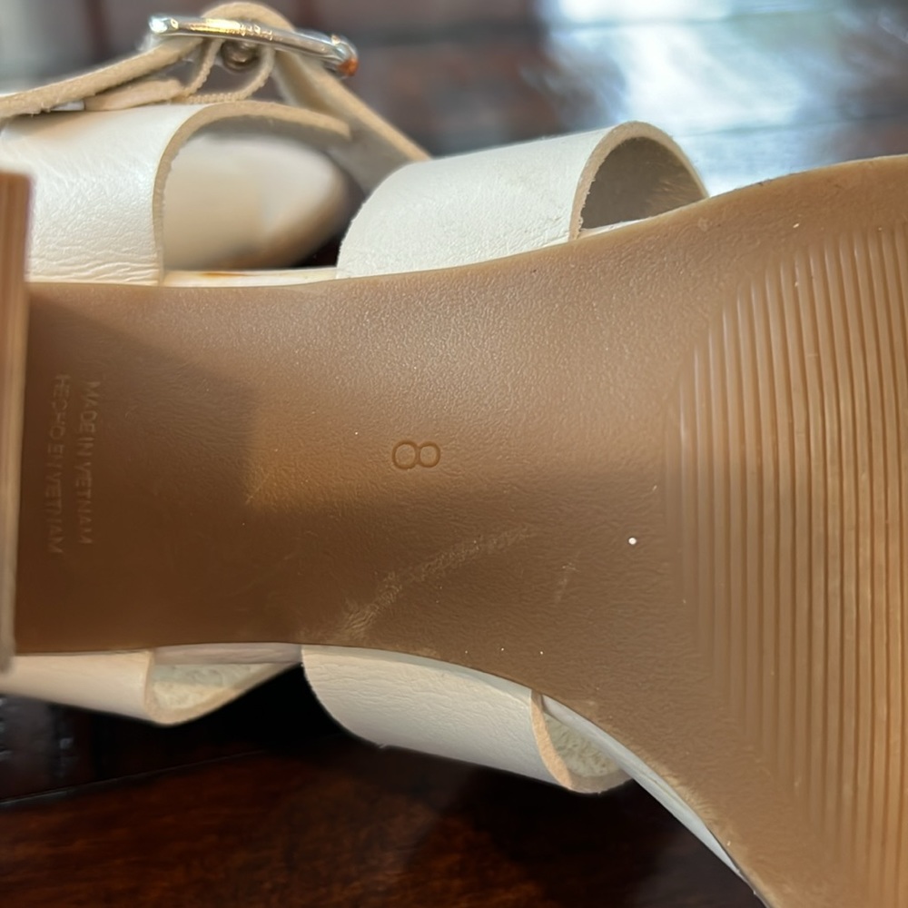 Cream Sandals - Picture 5 of 5